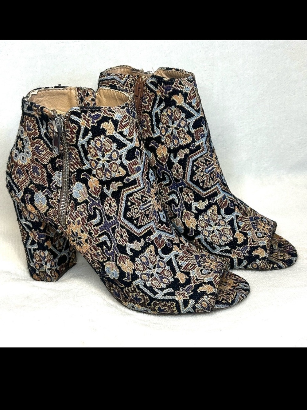 Candie’s Limofloral Open Toe Floral Block Heel Ankle Boots Black Gold Women 8.5